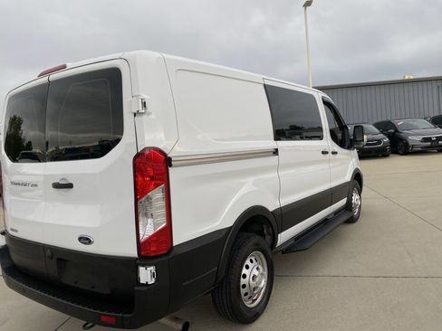 Used 2023 Ford Transit 250 Low Roof w/ Load Area Protection Package RWD image 4