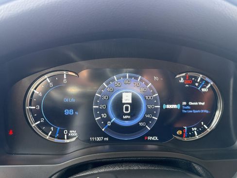 Used 2019 Cadillac Escalade Luxury AWD/4WD image 12