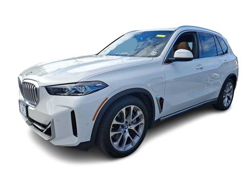 Used 2024 BMW X5 xDrive50e w/ Premium Package AWD/4WD image 3