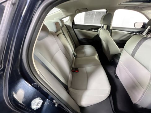 Used 2021 Honda Civic EX image 26