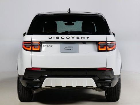 Used 2025 Land Rover Discovery Sport Dynamic SE image 7
