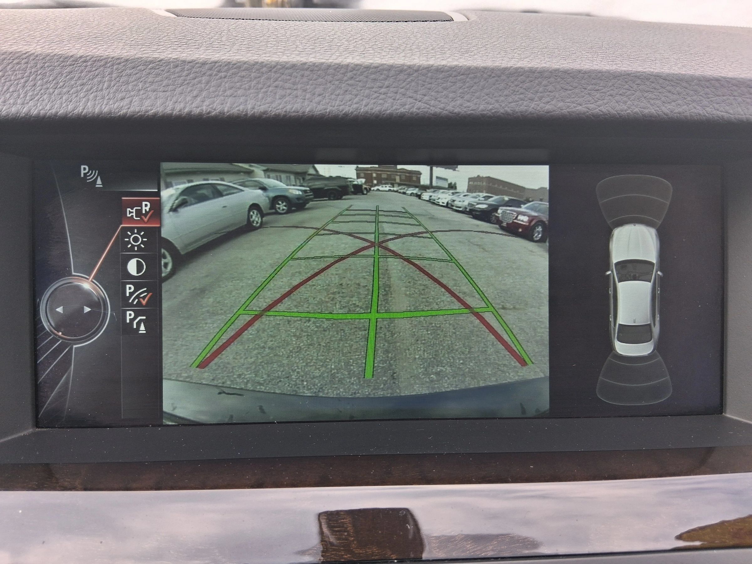 Used 2014 BMW 528i xDrive Sedan AWD/4WD image 15