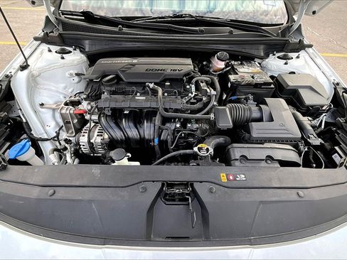 Used 2022 Hyundai Elantra SEL w/ Cargo Package image 10