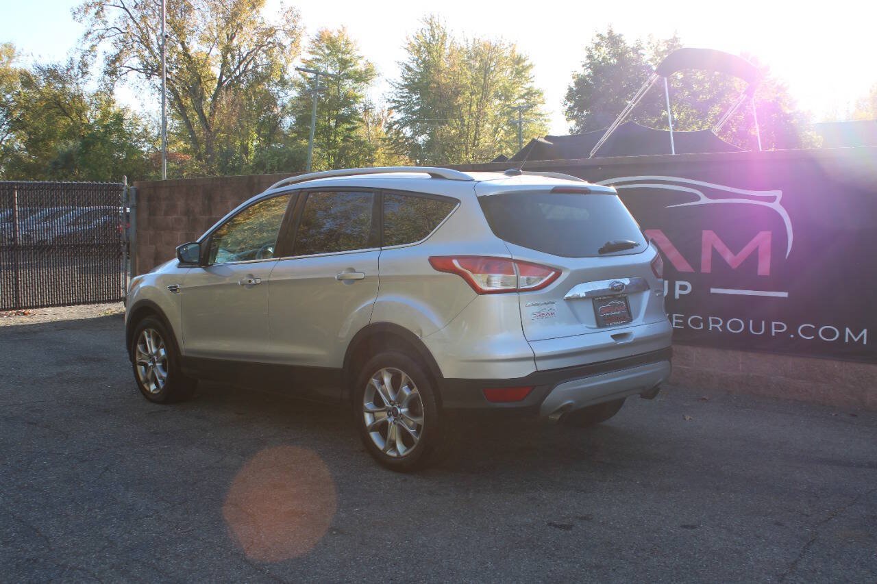 Used 2015 Ford Escape Titanium AWD/4WD image 3