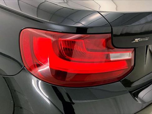 Used 2016 BMW M235i xDrive Convertible image 28