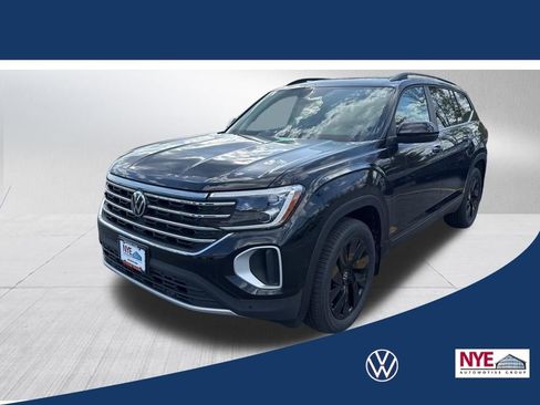 New 2026 Volkswagen Atlas SE AWD/4WD image 1