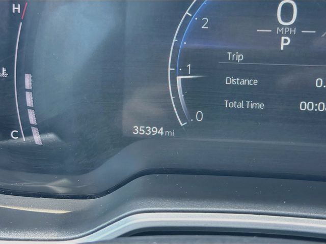 Used 2023 Toyota Corolla Cross XLE FWD image 38