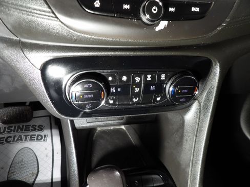 Used 2020 Buick Encore GX Select image 16