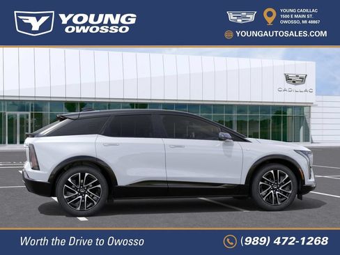 New 2026 Cadillac Optiq Sport 1 w/ LPO, Floor Liner Package AWD/4WD image 6