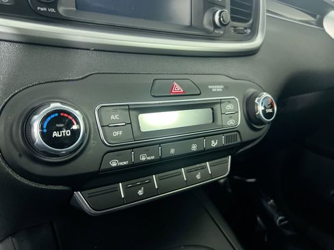 Used 2020 Kia Sorento LX w/ LX I4 Convenience Package FWD image 24