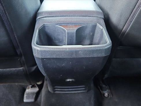 Used 2018 Toyota Tacoma TRD Off-Road AWD/4WD image 15