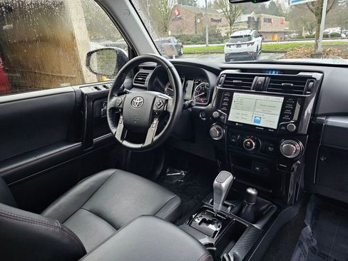 Used 2023 Toyota 4Runner TRD Off-Road Premium image 13