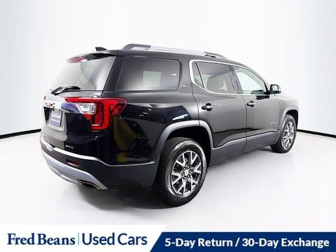 Used 2023 GMC Acadia SLT w/ Technology Package AWD/4WD image 10