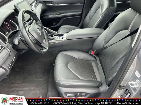 Used 2023 Toyota Camry XSE image 16