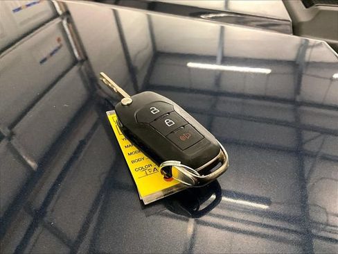 Used 2018 Ford F150 XL w/ Equipment Group 101A Mid AWD/4WD image 10