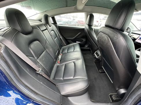 Used 2018 Tesla Model 3 Long Range RWD image 15
