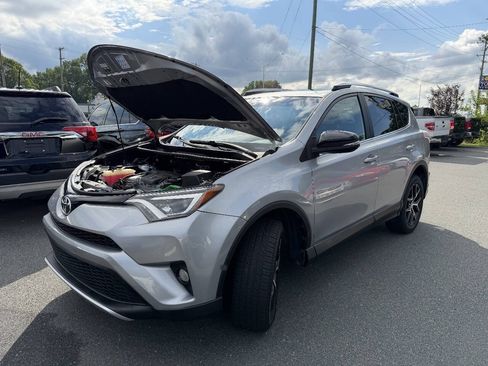 Used 2016 Toyota RAV4 SE FWD image 23