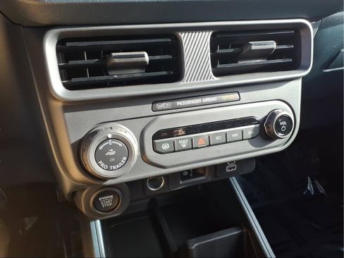 New 2026 Ford Maverick Lariat w/ Black Appearance Package image 7