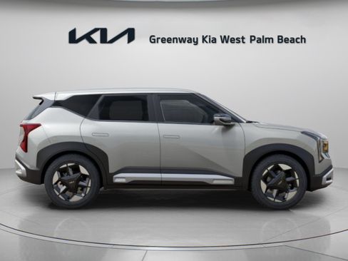 New 2027 Kia Seltos S AWD/4WD image 8