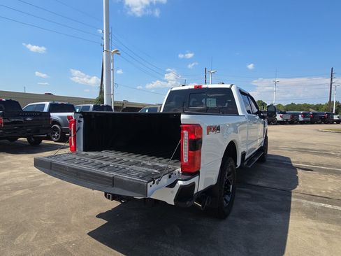 Used 2024 Ford F250 Lariat w/ Sport Appearance Package AWD/4WD image 29