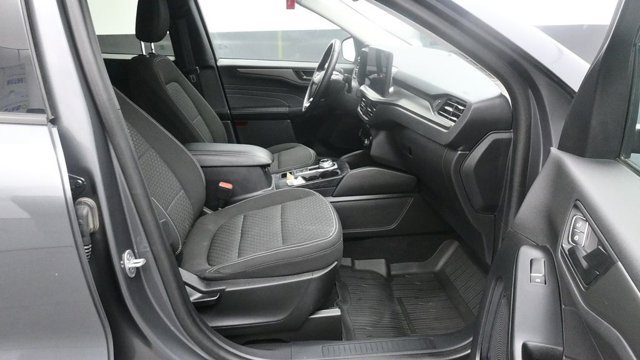 Used 2023 Ford Escape Active w/ Tech Pack #1 AWD/4WD image 11