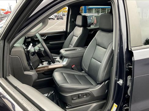 Used 2022 Chevrolet Silverado 1500 LT Trail Boss w/ LT Trail Boss Premium Package image 24