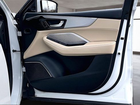 Certified 2022 Acura MDX SH-AWD w/ Technology Package image 24