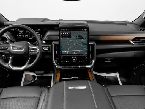 Used 2025 GMC Yukon Denali w/ Sun & Power Step Package image 42