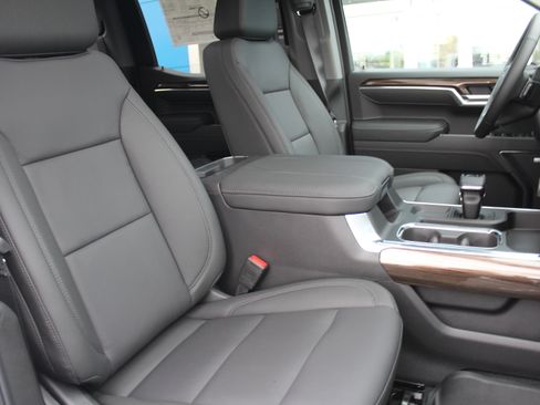 New 2026 Chevrolet Silverado 1500 LT Trail Boss w/ LT Trail Boss Premium Package AWD/4WD image 16