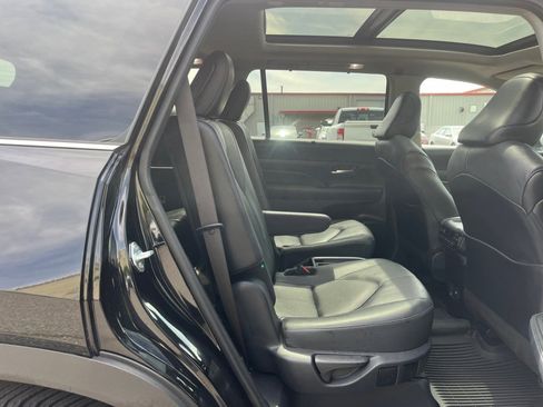 Used 2024 Toyota Grand Highlander Platinum image 32