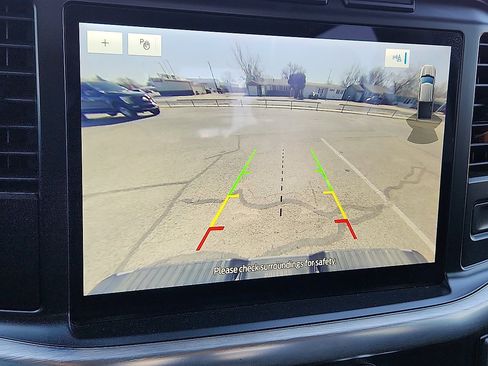 Used 2022 Ford F150 Lariat image 9