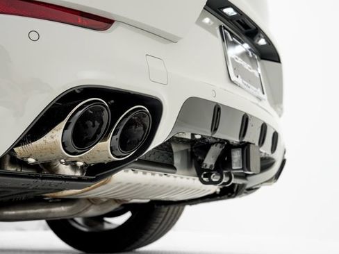 New 2026 Porsche Cayenne GTS AWD/4WD image 32