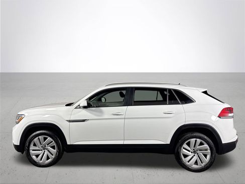 Used 2023 Volkswagen Atlas Cross Sport SE w/ Panoramic Sunroof Package image 10