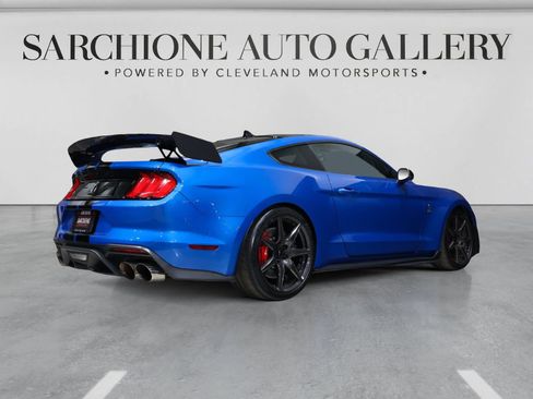 Used 2021 Ford Mustang Shelby GT500 w/ Carbon Fiber Track Pack RWD image 25