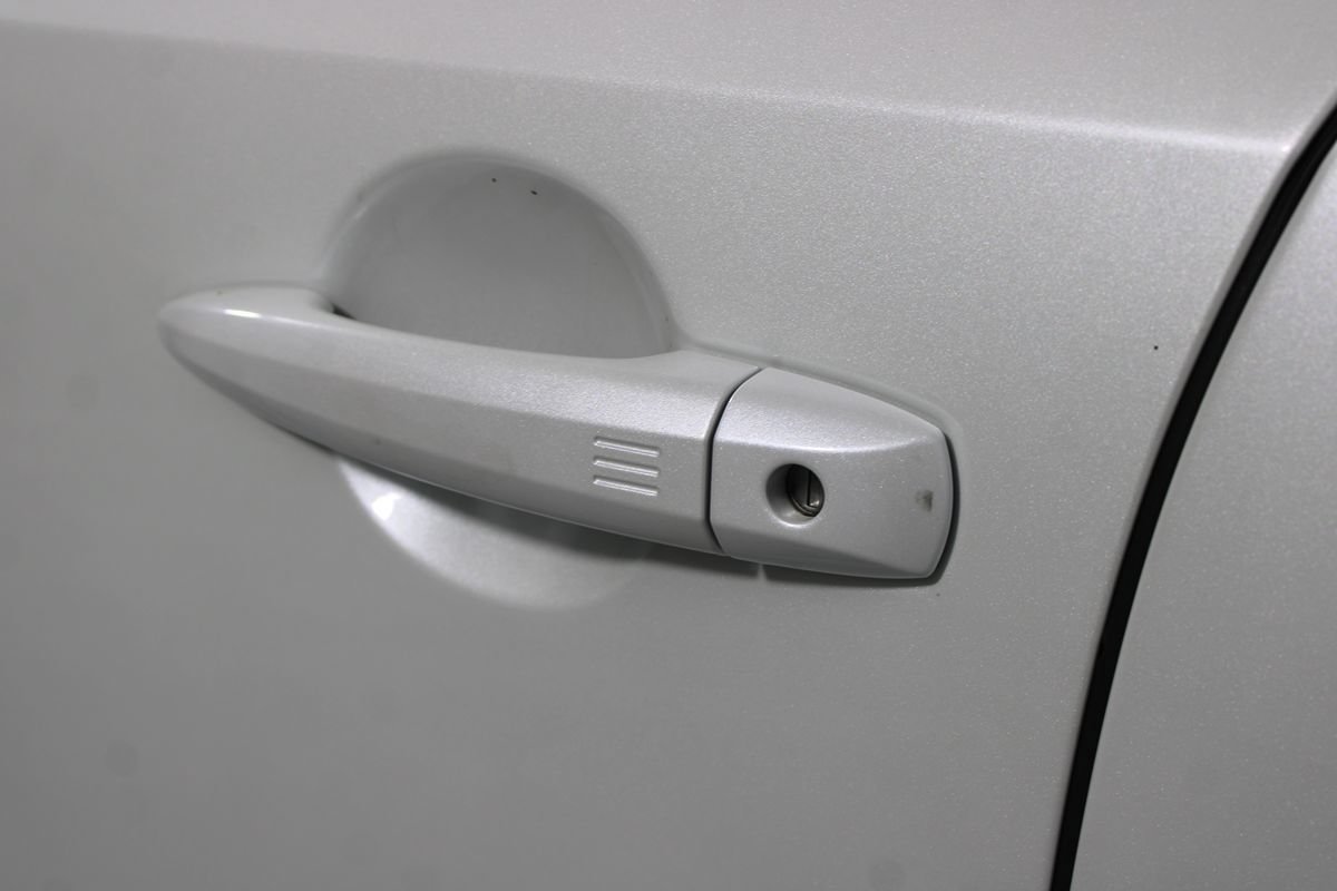 Used 2024 Nissan Ariya FWD image 32