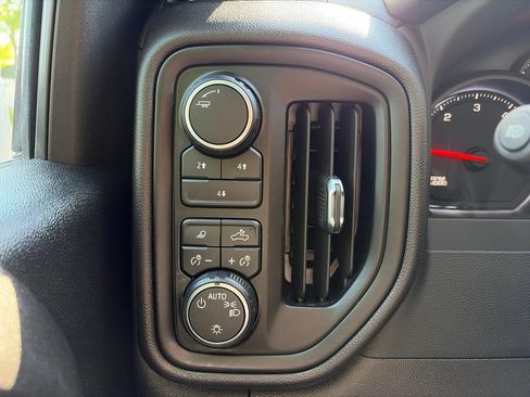 Used 2024 Chevrolet Silverado 2500 Custom w/ Custom Value Package AWD/4WD image 10