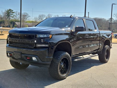 Used 2019 Chevrolet Silverado 1500 RST image 2