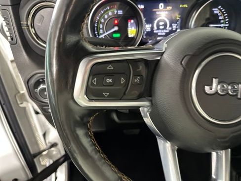 Used 2021 Jeep Wrangler Unlimited Sahara image 15