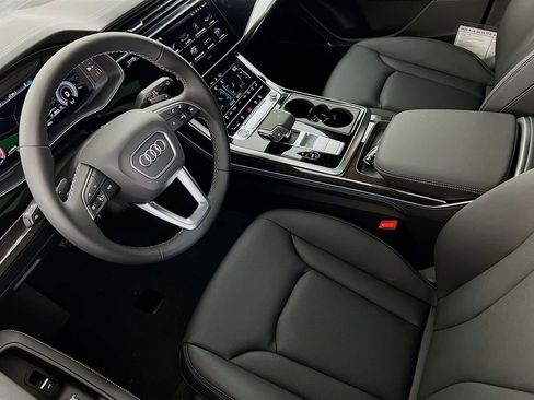 New 2026 Audi Q8 Premium Plus image 23