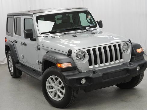 Certified 2023 Jeep Wrangler Sport S image 10