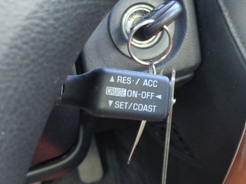 Used 2002 Lexus SC 430 Convertible image 22