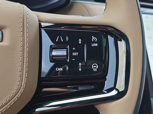 New 2026 Land Rover Range Rover Sport Dynamic SE image 18