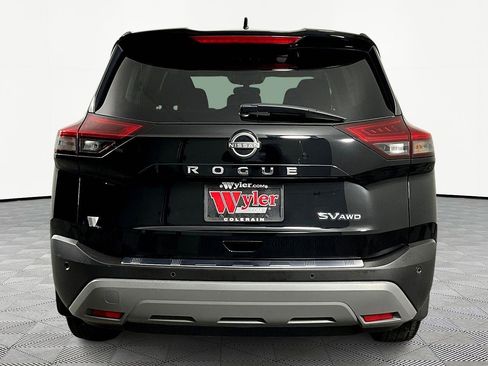 Certified 2023 Nissan Rogue SV image 5