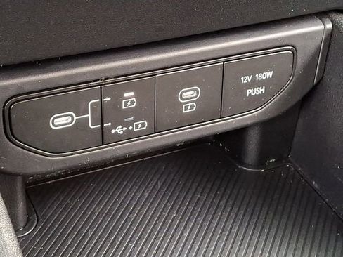 Used 2025 Kia K4 LX image 28