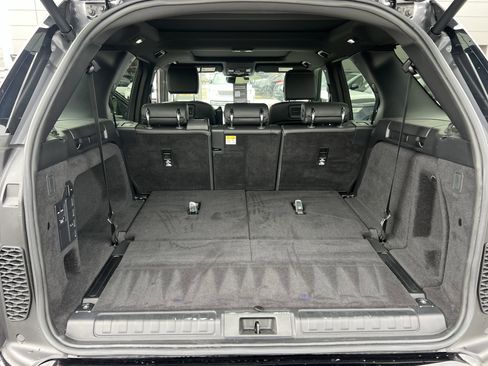 Certified 2023 Land Rover Discovery S R-Dynamic image 35