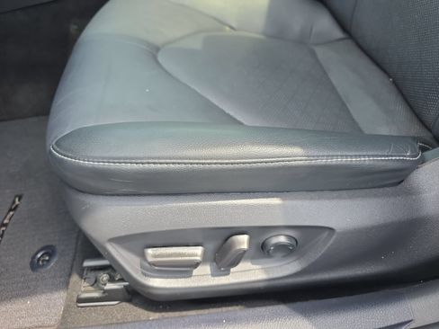 Used 2021 Toyota Camry XSE FWD image 27