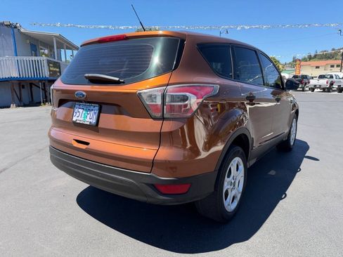 Used 2017 Ford Escape S FWD image 21