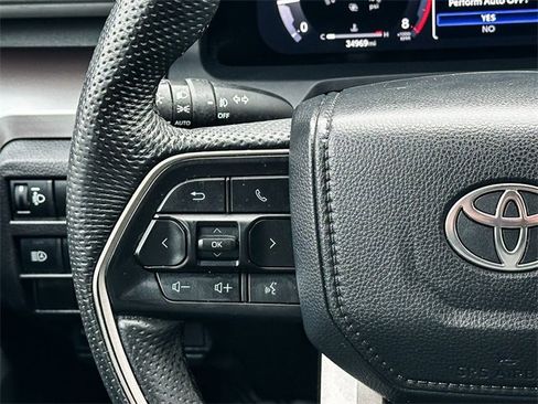 Used 2024 Toyota Tacoma TRD Sport image 19