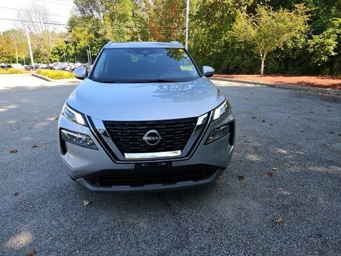 Certified 2023 Nissan Rogue SV w/ SV Premium B Package image 3