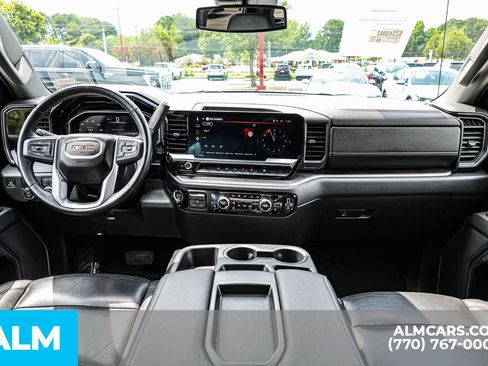 Used 2025 GMC Sierra 1500 SLT RWD image 28
